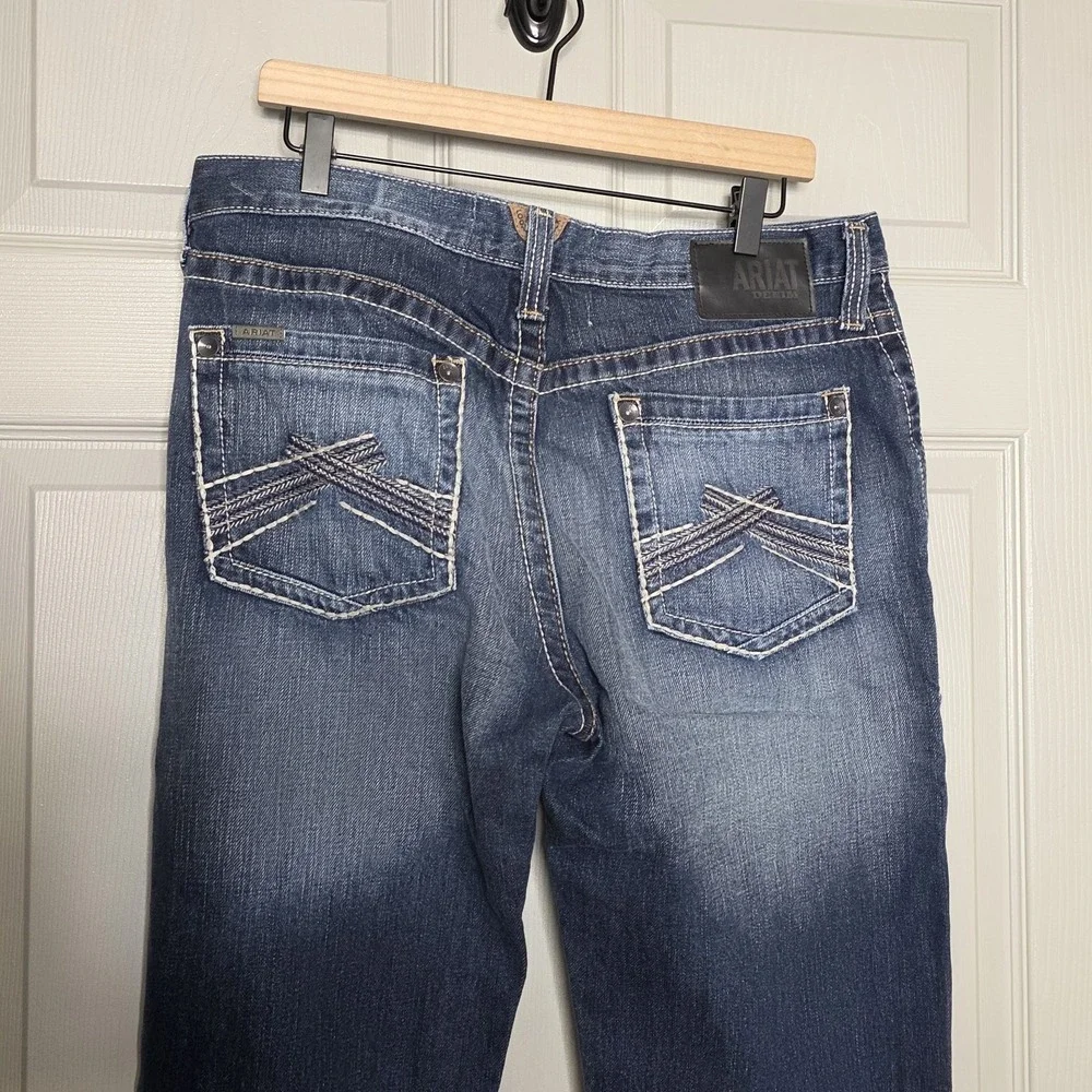 Ariat M2 Relaxed Boot Cut Jeans 35x32 Blue Denim Western Whiskered Ranch Wear